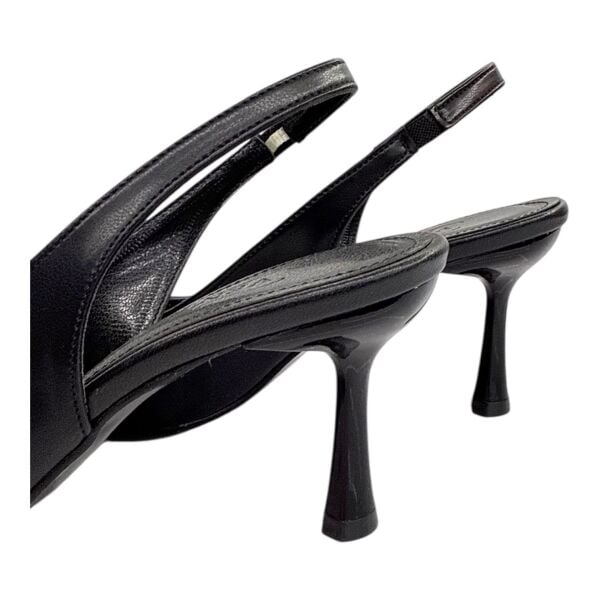 Siyah Deri Görünümlü Slingback Stiletto - Altın Metal Çiçek Detaylı