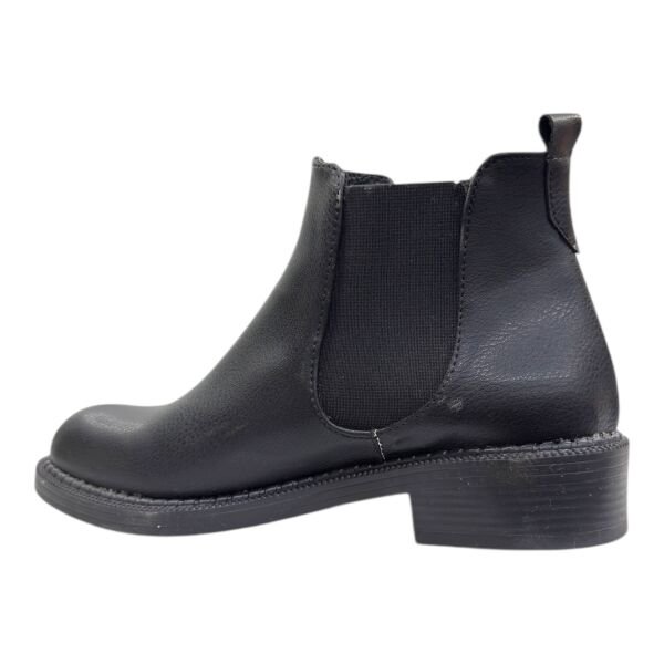 Siyah Lastik Yan Panelli Kadın Bilek Botu Orta Topuk Oval Burun