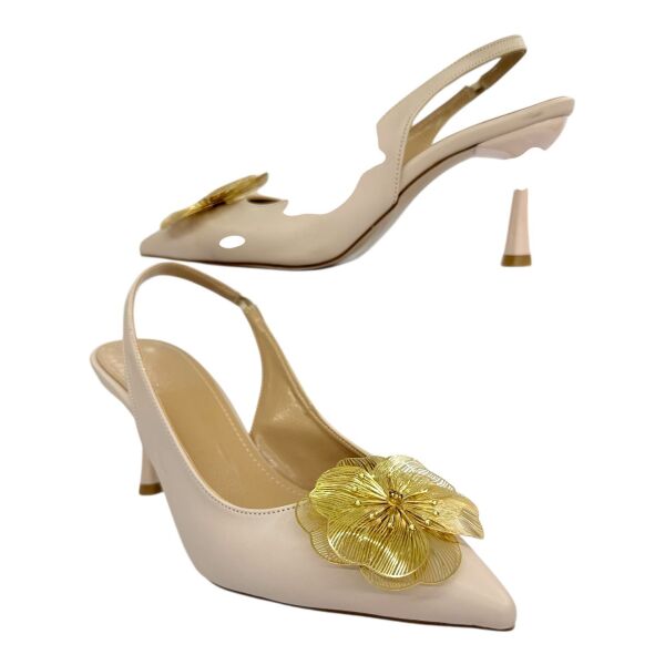 Nude Slingback Stiletto - Altın Çiçek Metal Broş Detaylı