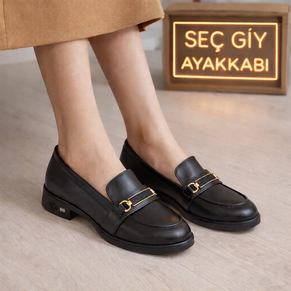 Tokalı Siyah Bayan Loafer Ayakkabı – Günlük ve Ofis Şıklığı