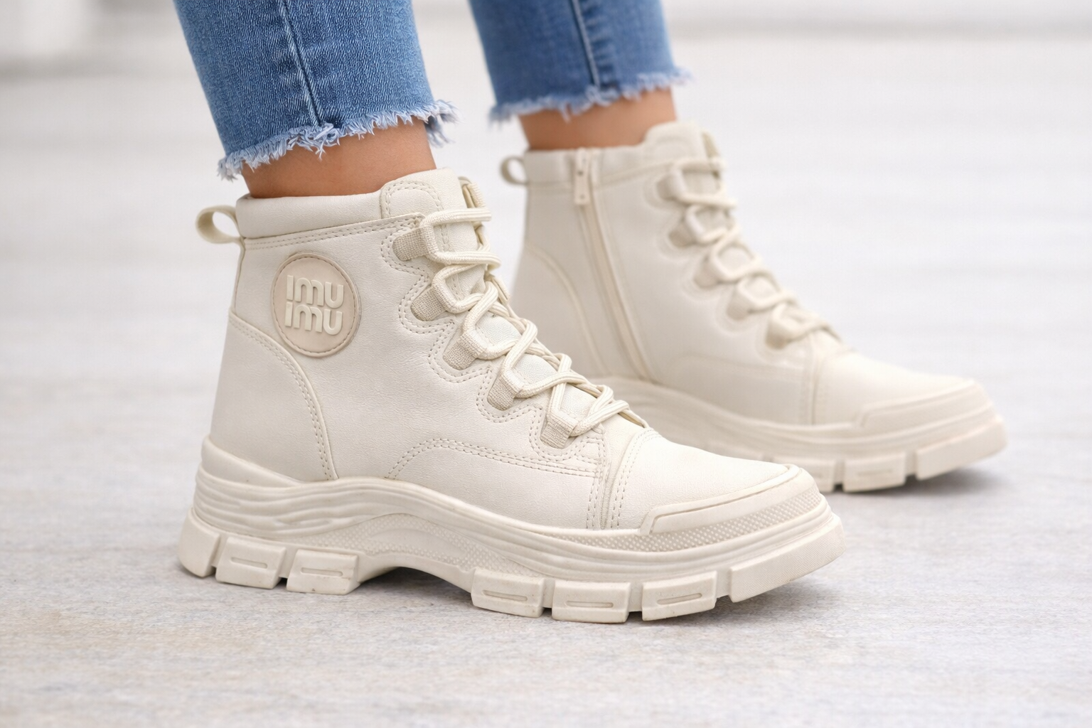 Krem Bağcıklı Kadın Bilek Botu Kalın Taban Yuvarlak Burun