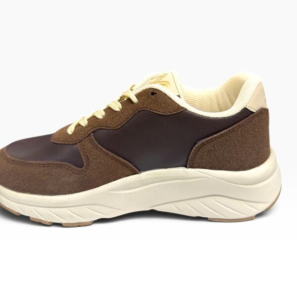 Acı Kahve Gold Yıldız Detaylı Kadın Spor Ayakkabı – Kalın Taban Sneaker