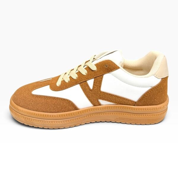 Taba Beyaz Yıldız Aksesuarlı Kadın Spor Ayakkabı – Günlük Sneaker