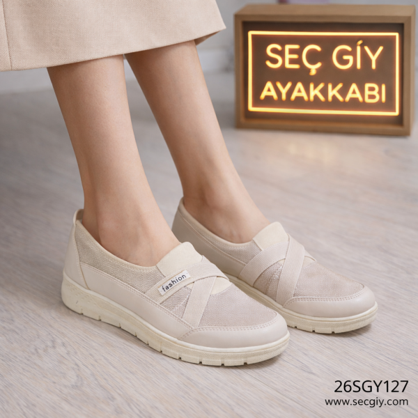 Çapraz Lastikli Ekru Bayan Günlük Ayakkabı – Rahat Model