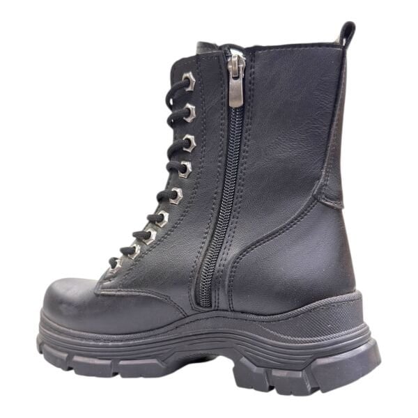 Siyah Kadın Bağcıklı Postal Bot Kalın Dişli Taban Metal Detaylı