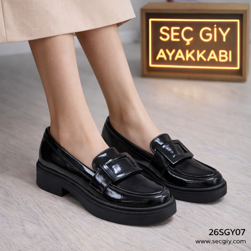 Rugan Tokalı Siyah Bayan Günlük Ayakkabı – Kalın Taban