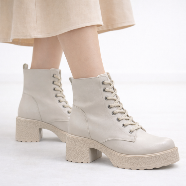 Bej Kadın Bağcıklı Yüksek Topuklu Bot Kalın Dokulu Platform Taban