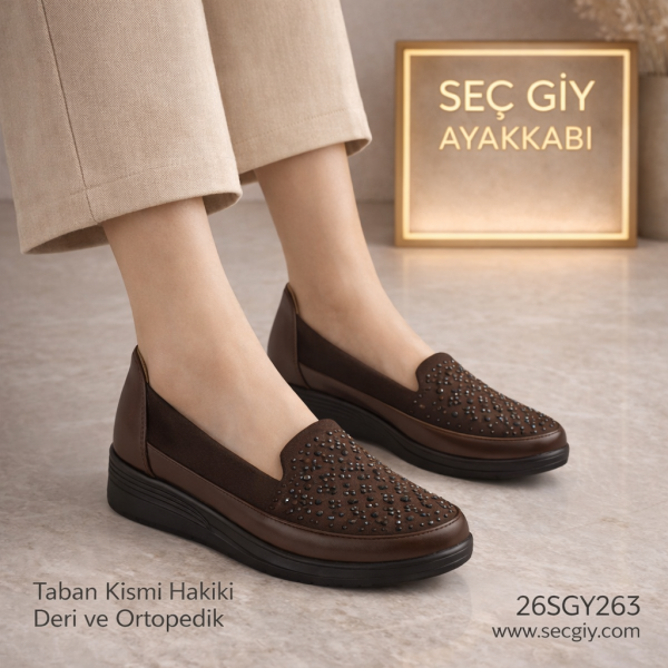 Kahverengi Taş Detaylı Ortopedik Kadın Günlük Ayakkabı – Hakiki Deri Taban
