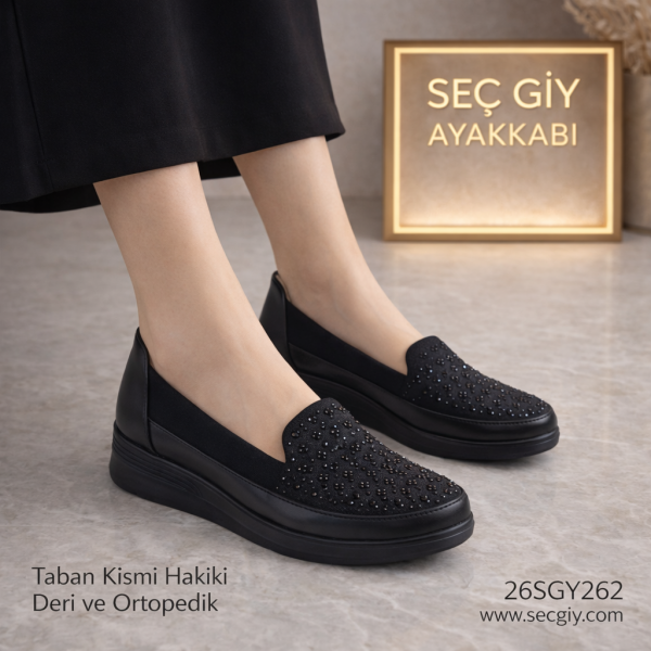 Siyah Taş Detaylı Ortopedik Kadın Günlük Ayakkabı – Hakiki Deri Taban