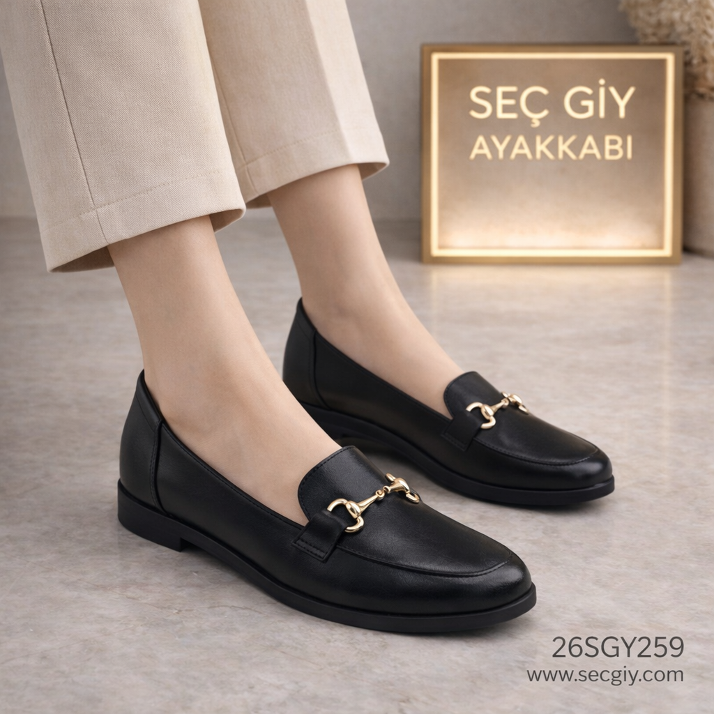 Siyah Gold Tokalı Kadın Loafer Ayakkabı – Günlük Şık ve Rahat Model