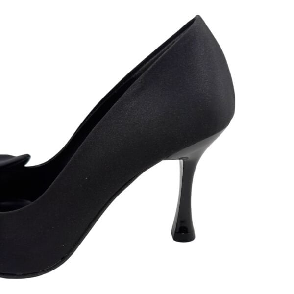 Fiyonklu Siyah Bayan Topuklu Ayakkabı – 7 cm İnce Topuk