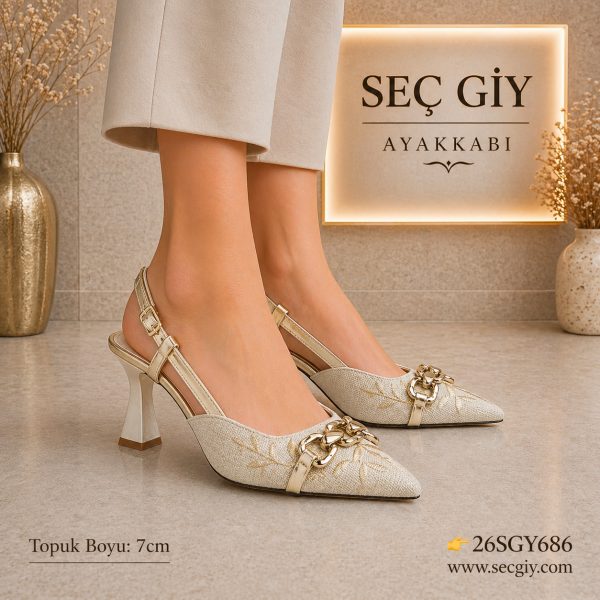 Gold Nakış Detaylı Sivri Burun Kadın Topuklu Ayakkabı 7 cm Şık Slingback Model