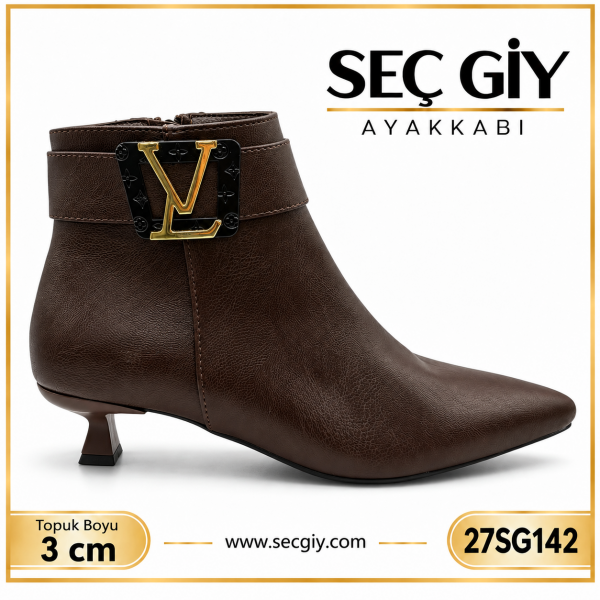 Kadın Acı Kahve Metal Aksesuarlı Kısa Bot – 3 cm Topuk