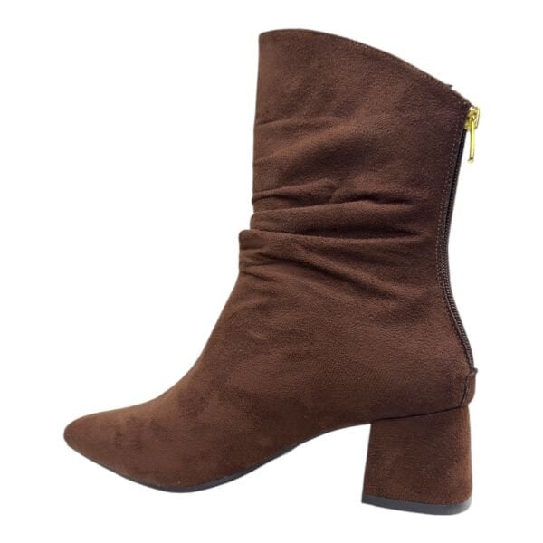 Süet Dokulu Sivri Burun Kalın Topuk Kadın Bilek Bot – Kahverengi