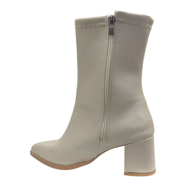 Açık Renk Kadın Bilek Botu Kalın Topuk sivri Burun Sade Model