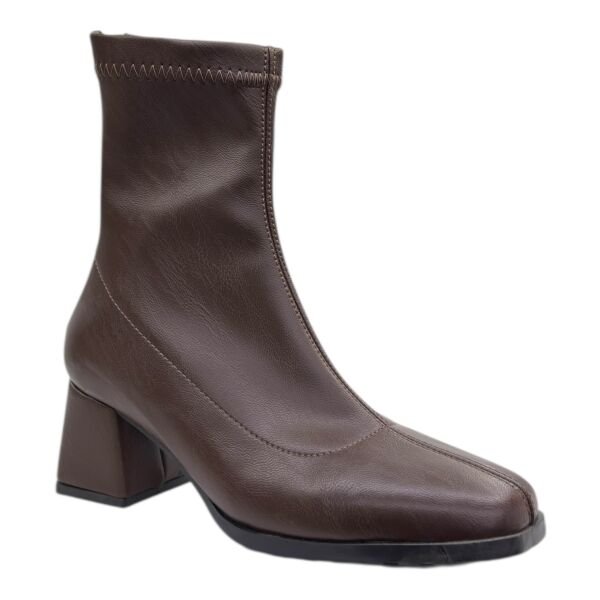 Kahverengi Kadın Bilek Botu Kalın Topuk Küt Burun Sade Model