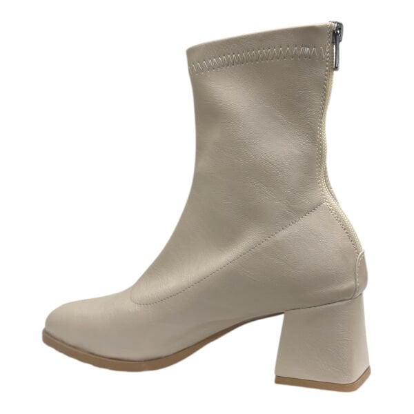 Bej Kadın Bilek Botu Kalın Topuk Yuvarlak Burun Zigzag Dikişli