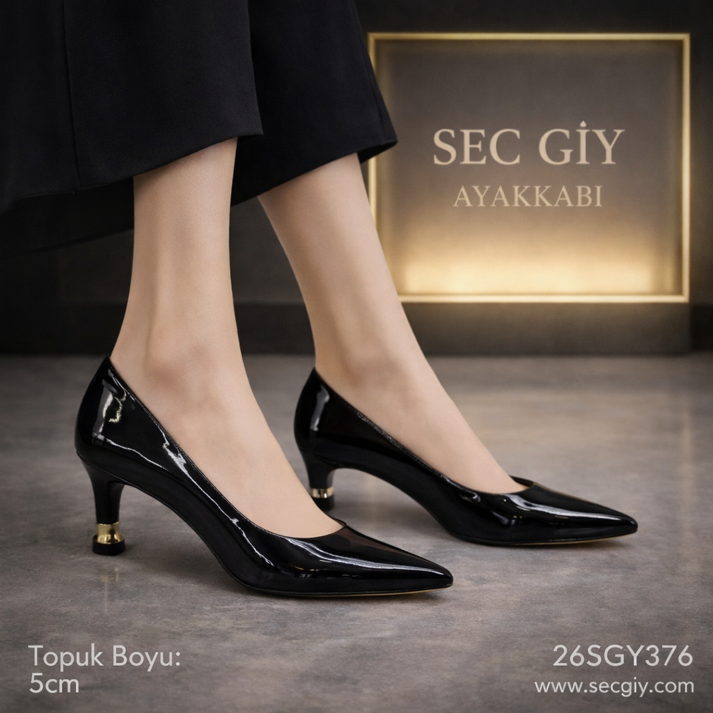 Siyah Rugan 5 cm Kısa Topuklu Kadın Stiletto – Günlük & Klasik Model