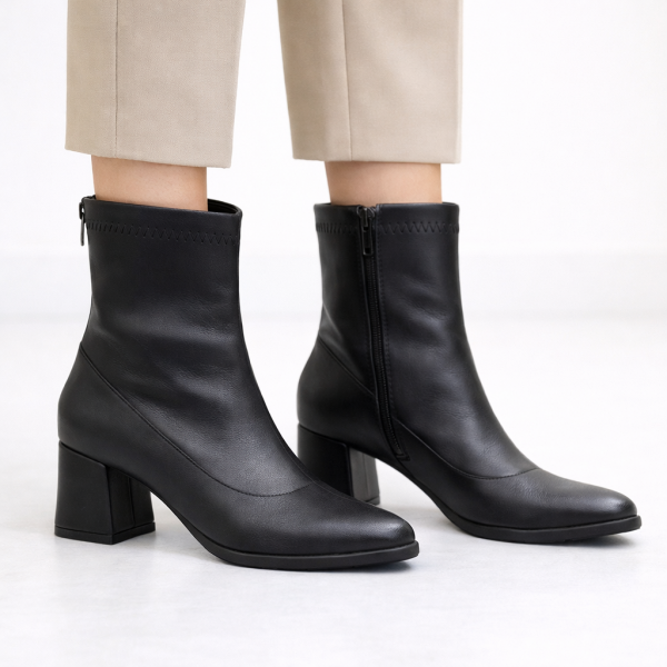 Siyah Kadın Bilek Botu Kalın Topuk Yuvarlak Burun Fermuarlı