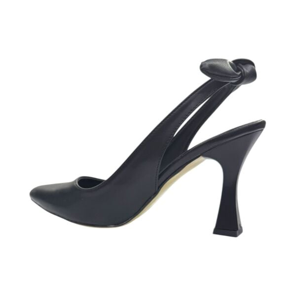 Fiyonk Detaylı Siyah Topuklu Ayakkabı