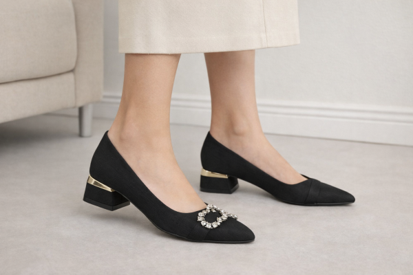 Siyah Büyük Taş Tokalı Kalın Topuk Abiye Ayakkabı