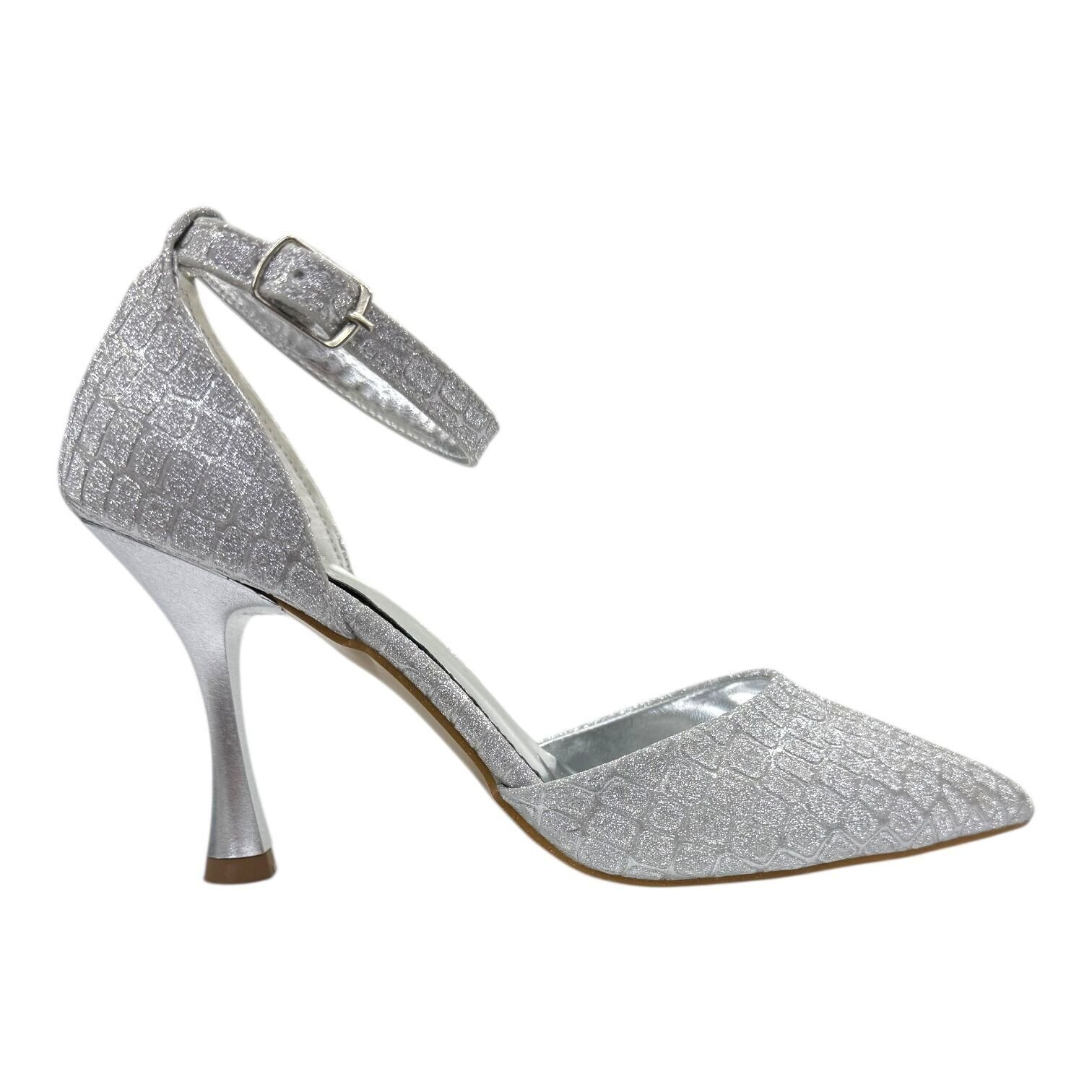 Gümüş  Simli İnce Topuklu – Işıltılı Zarafet