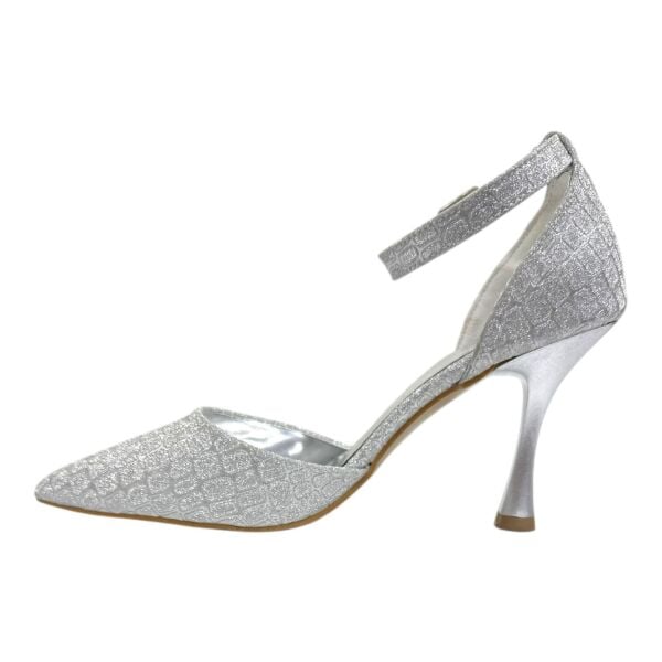 Gümüş  Simli İnce Topuklu – Işıltılı Zarafet