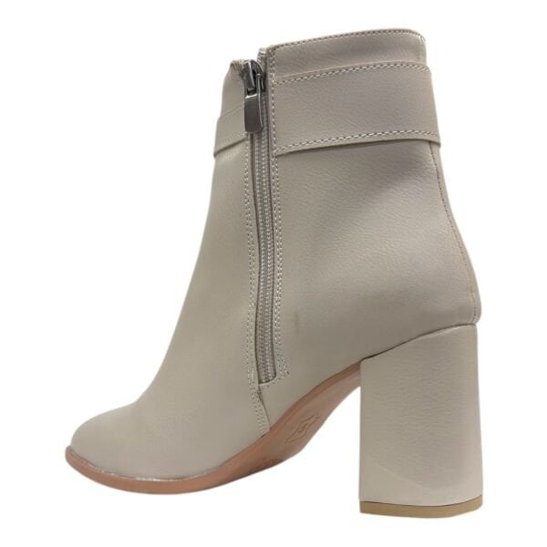 Vizon Gold Tokalı Blok Topuklu Bilek Boy Bot, Zarif Tasarım