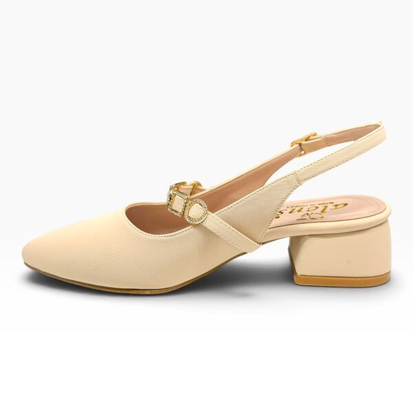 Bej Taş Aksesuarlı Sivri Burun Kadın Babet – Şık 3 cm Topuklu Slingback Ayakkabı