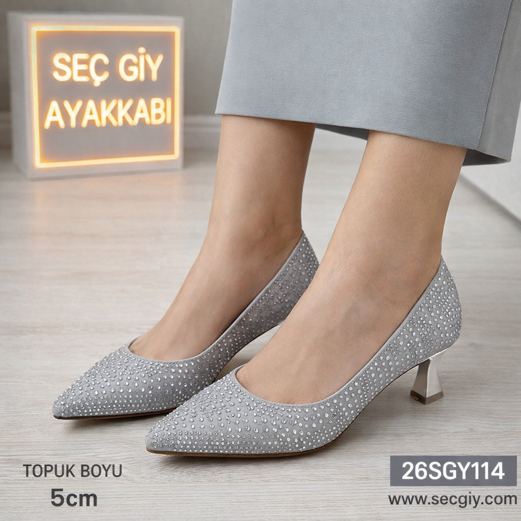 Gri Taş Detaylı Bayan Topuklu Ayakkabı – 5 cm Şık Günlük Topuklu