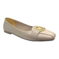 Krem Deri Görünümlü Altın Tokalı Kadın Babet