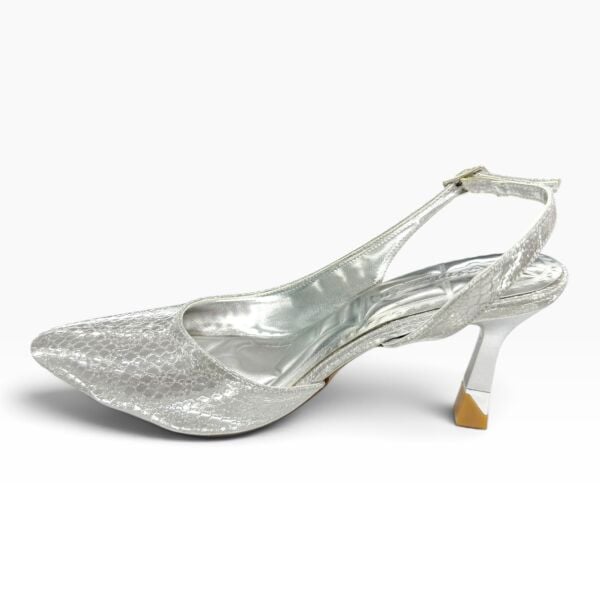 Gümüş Parlak Desenli Sivri Burun Kadın Topuklu Ayakkabı – 8 cm İnce Topuk Slingback