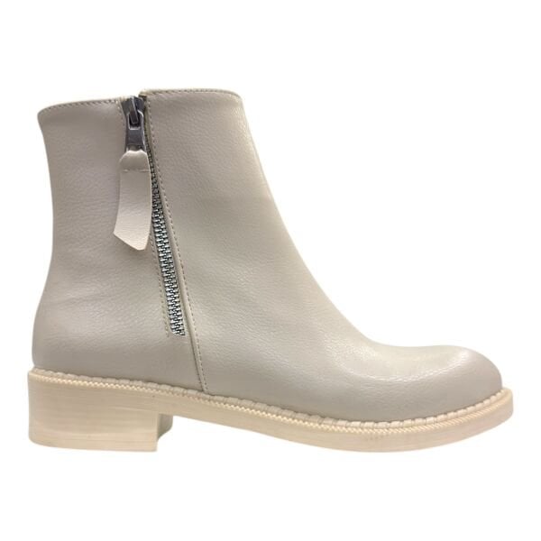 Bej Fermuarlı Alçak Topuklu Bilek Boy Bot, Yuvarlak Burun