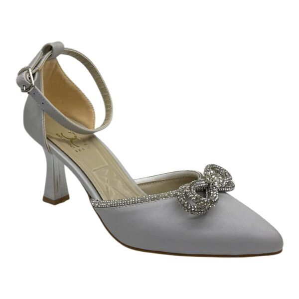 Zarif Gümüş İnce Topuklu Kristal Fiyonklu