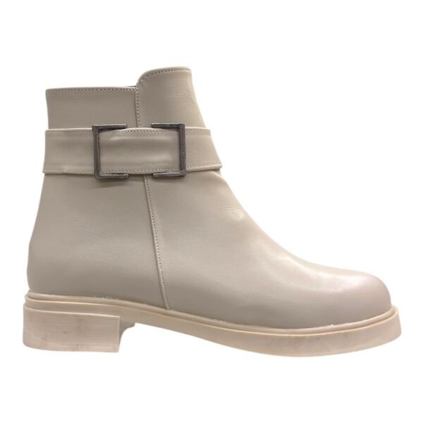 Bej Gümüş Tokalı Alçak Topuklu Bilek Boy Bot, Yuvarlak Burun