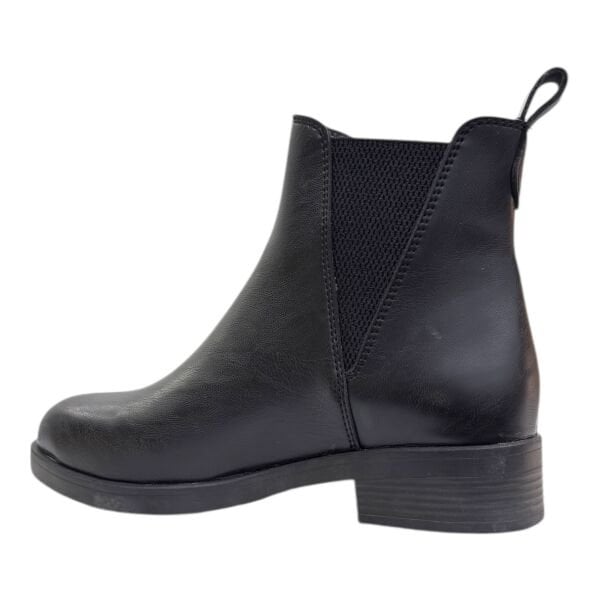 Siyah Lastikli Alçak Topuklu Günlük Bilek Boy Bot, Yuvarlak Burun