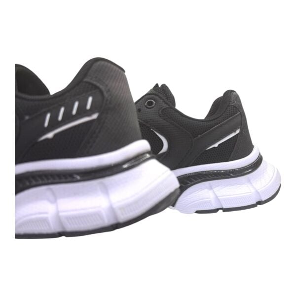 Kalın taban, siyah-beyaz Spor ayakkabı