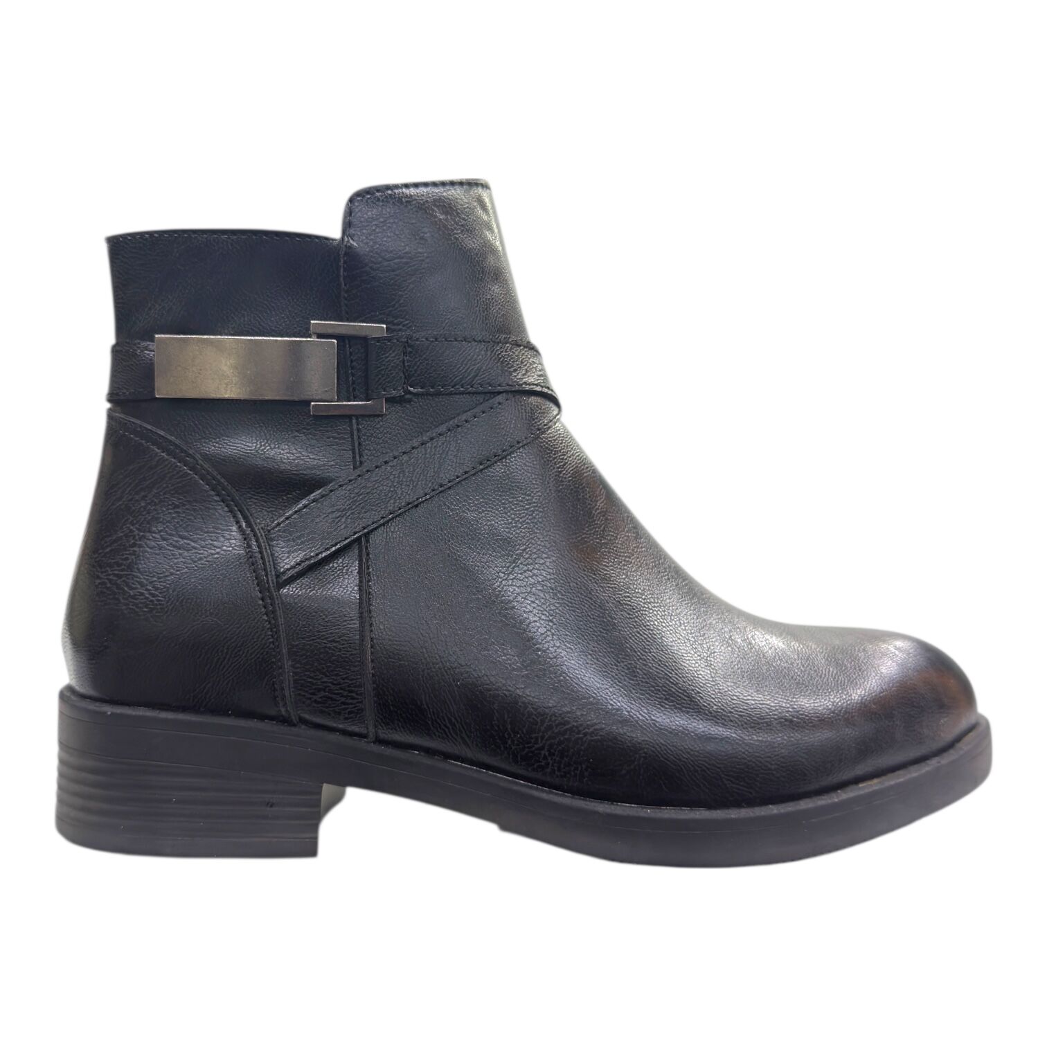 Siyah Şerit Tokalı Bilek Boy Kadın Günlük Bot – Alçak Topuk