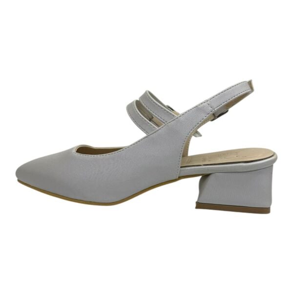 Çift Tokalı Açık Gri Renk Topuklu Babet