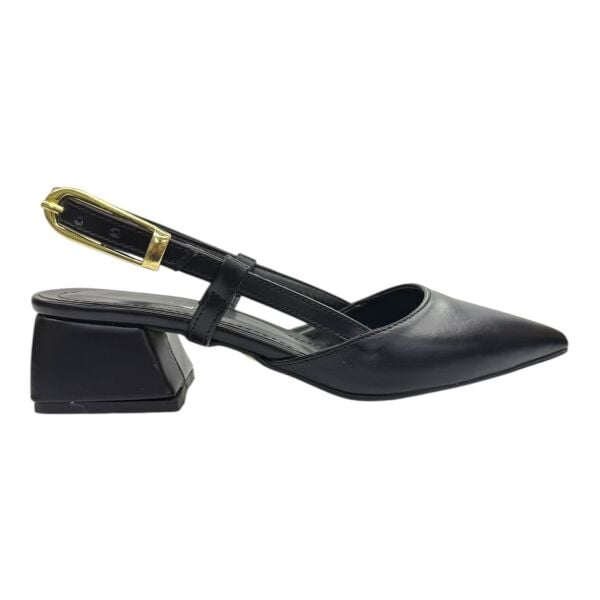 Arka Bantlı Kısa Topuklu Siyah Ayakkabı