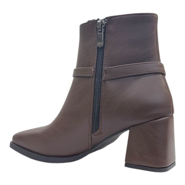 Kahverengi Altın Tokalı Blok Topuk Kadın Bot | Şık Kışlık Günlük Bot Modeli