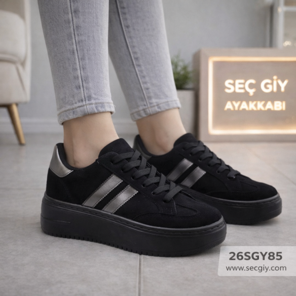 Siyah Süet Bayan Spor Ayakkabı – Çizgili Kalın Taban Günlük Model