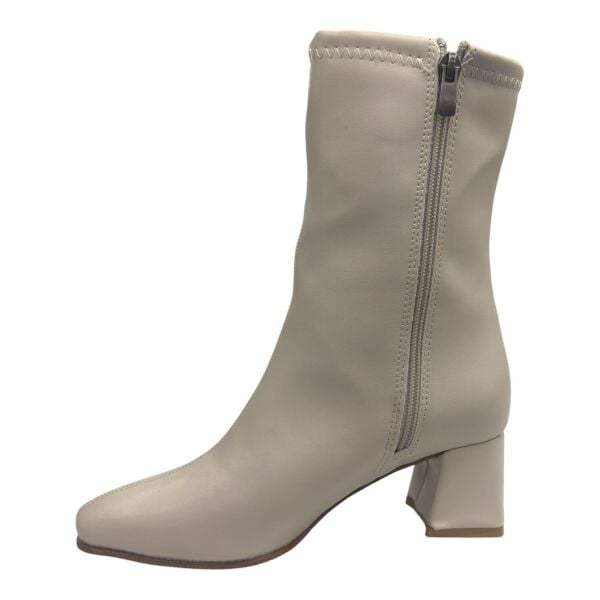 Krem Renkli Düz Bot