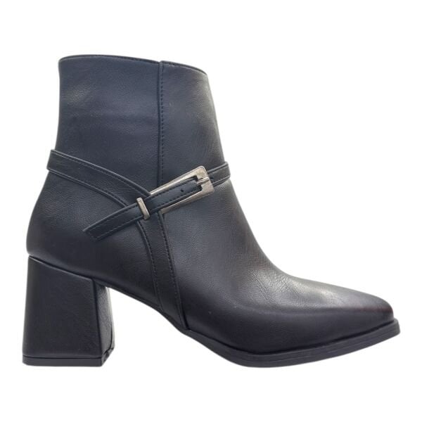 Siyah Metal Tokalı Blok Topuk Kadın Bot | Şık & Modern Kışlık Bot Modeli