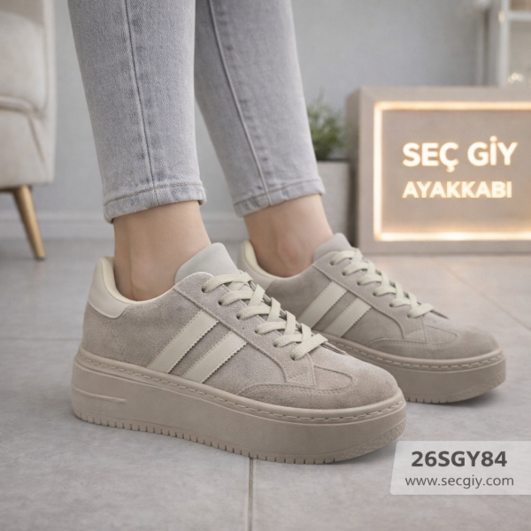 Bej Süet Bayan Spor Ayakkabı – Çizgili Kalın Taban Günlük Model