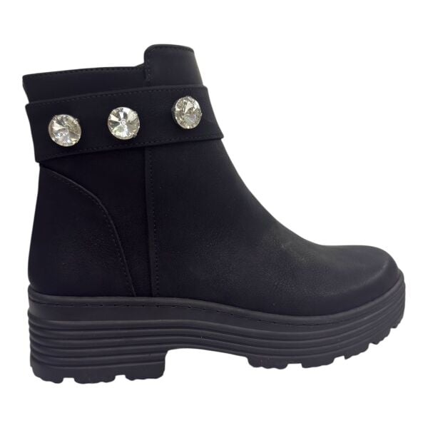 Siyah Taş Detaylı Kalın Taban Kadın Bot