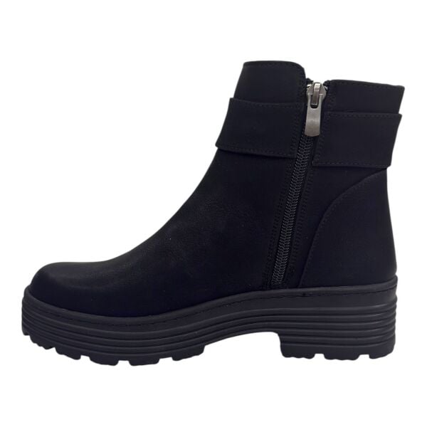 Siyah Taş Detaylı Kalın Taban Kadın Bot