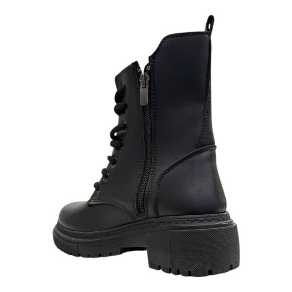 Siyah Kadın Postal Bot | Motorsiklet Arma Detaylı Bağcıklı Kalın Taban Bot