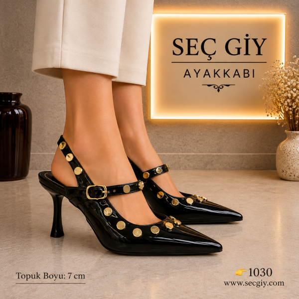 Altın Perçinli Siyah Patent  Stiletto