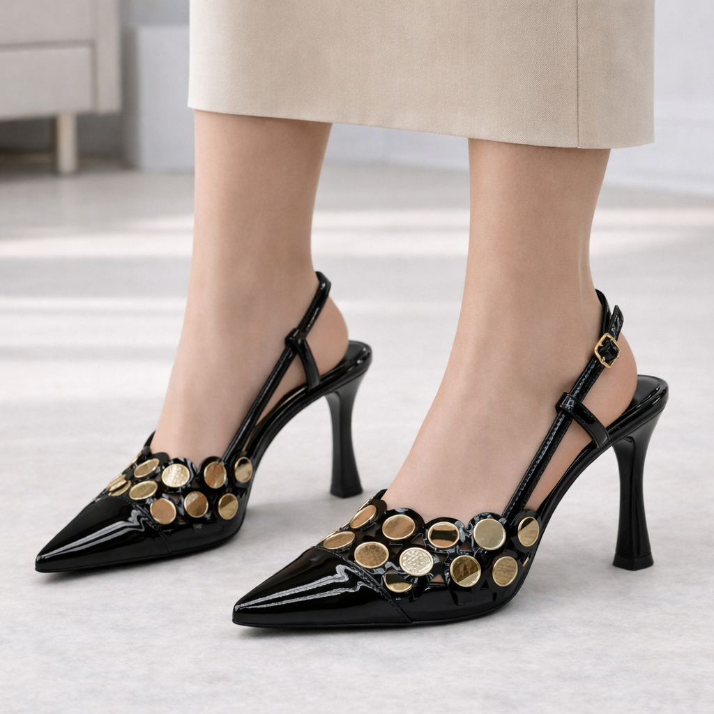 Altın Perçinli Siyah  Stiletto